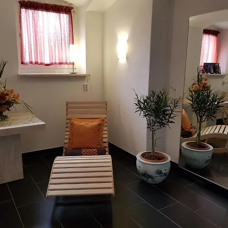 Ferienwohnung Grune Galerie * Хальберштадт